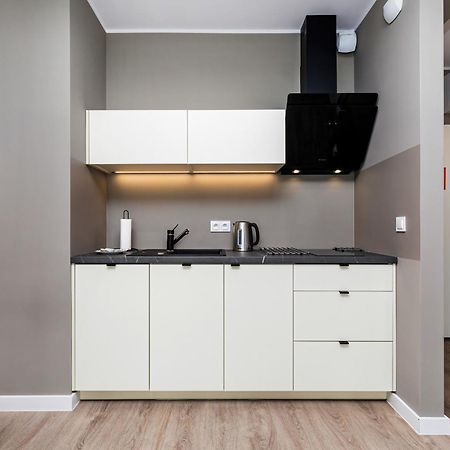 Modern City Center Apartments By Noclegi Renters Posen Exterior foto