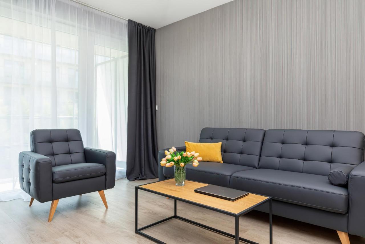 Modern City Center Apartments By Noclegi Renters Posen Exterior foto