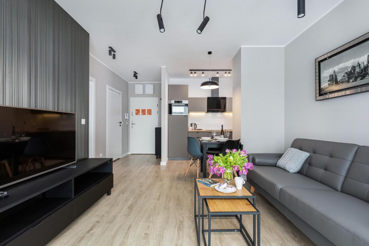 Modern City Center Apartments By Noclegi Renters Posen Exterior foto