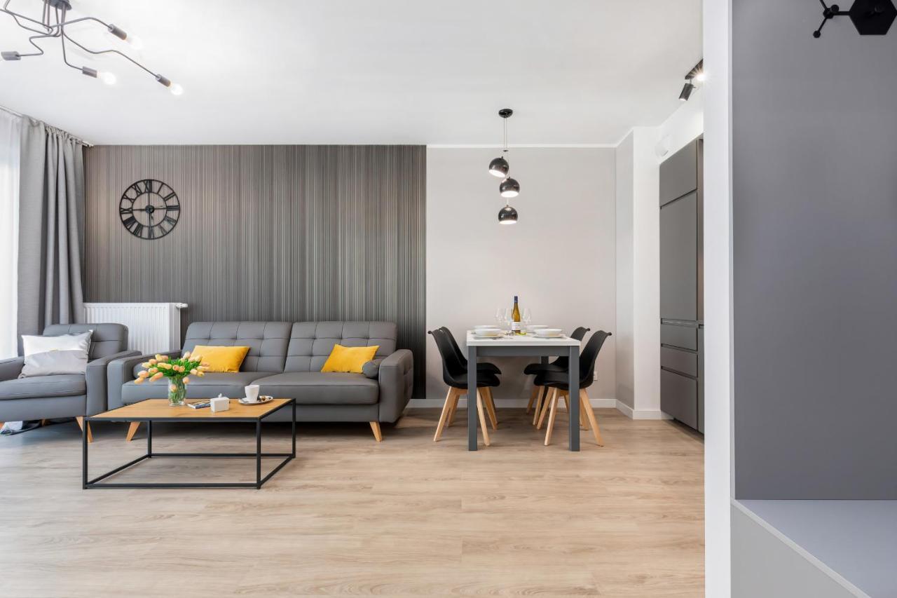 Modern City Center Apartments By Noclegi Renters Posen Exterior foto