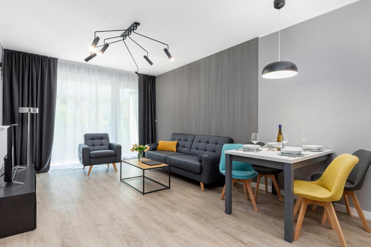 Modern City Center Apartments By Noclegi Renters Posen Exterior foto