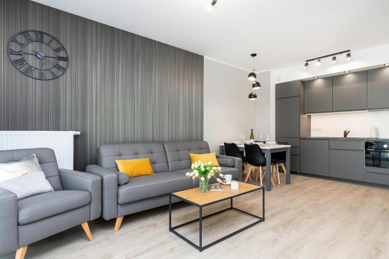 Modern City Center Apartments By Noclegi Renters Posen Exterior foto