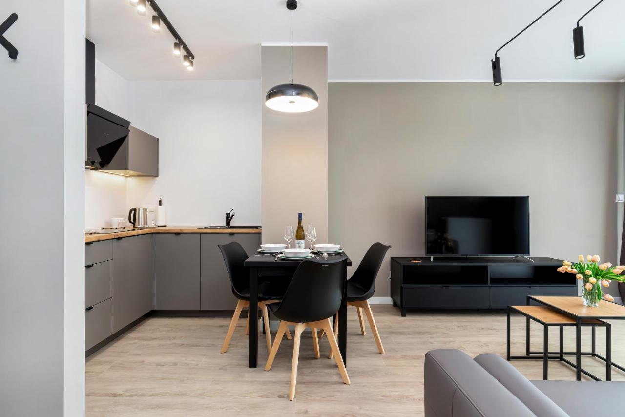 Modern City Center Apartments By Noclegi Renters Posen Exterior foto