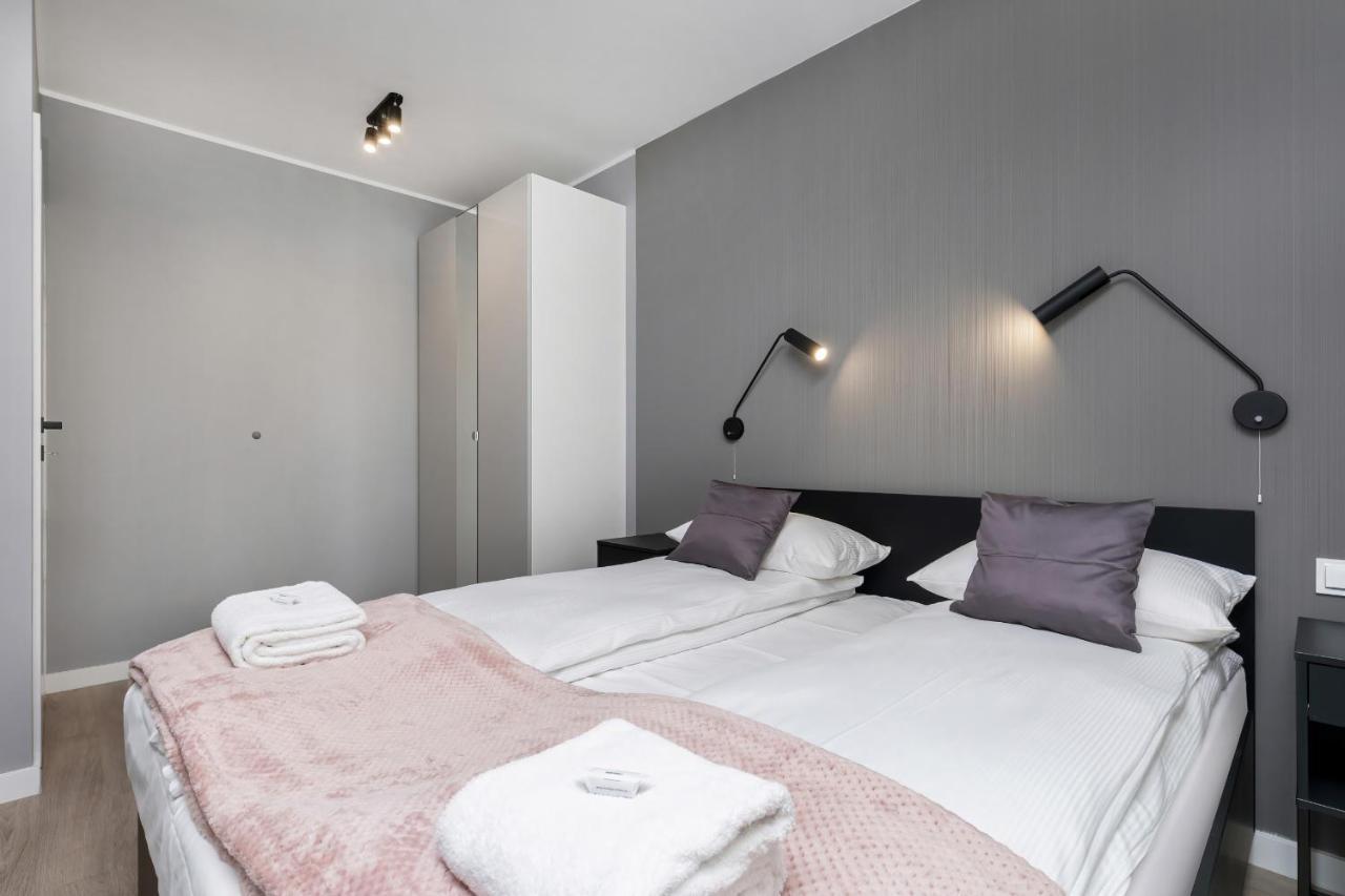 Modern City Center Apartments By Noclegi Renters Posen Exterior foto