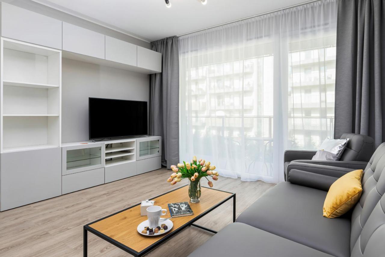 Modern City Center Apartments By Noclegi Renters Posen Exterior foto