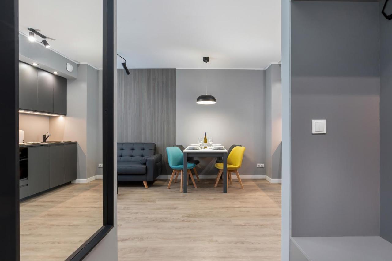 Modern City Center Apartments By Noclegi Renters Posen Exterior foto