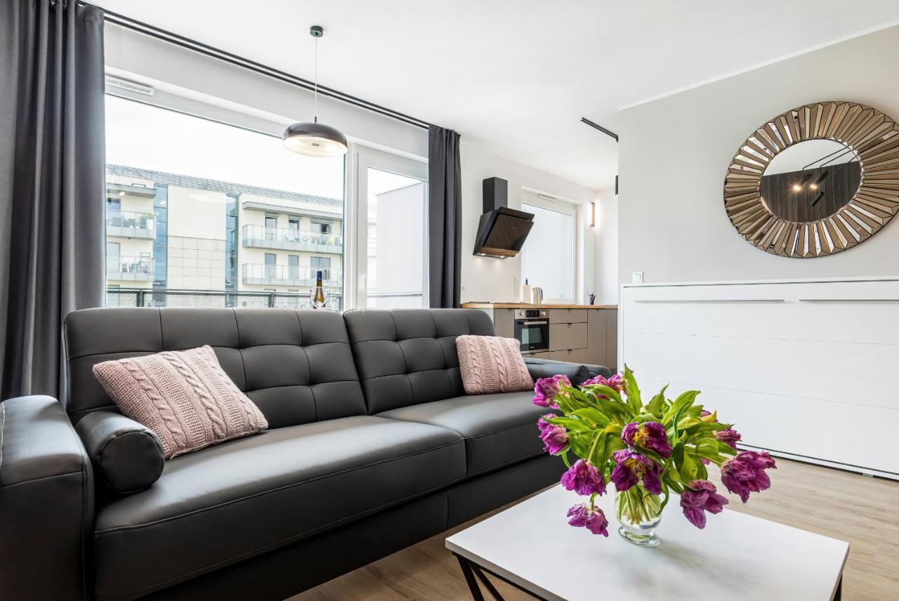 Modern City Center Apartments By Noclegi Renters Posen Exterior foto